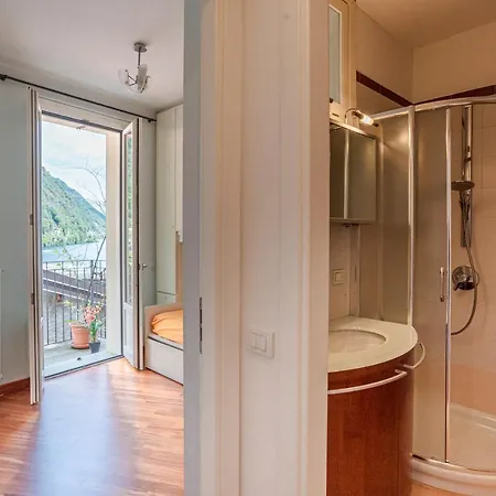 Terrace Apartment Argegno